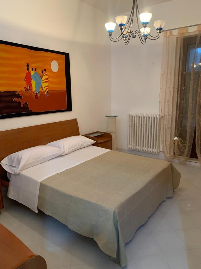 Domenica Rooms Lecce Exterior foto